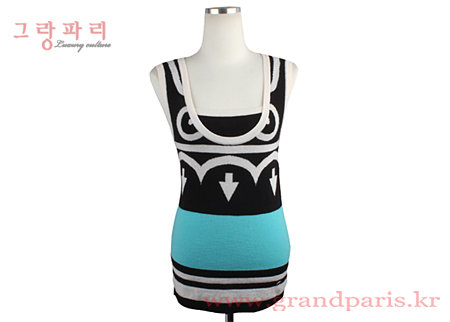 샤넬 캐시미어 모노 블루 민소매 상의