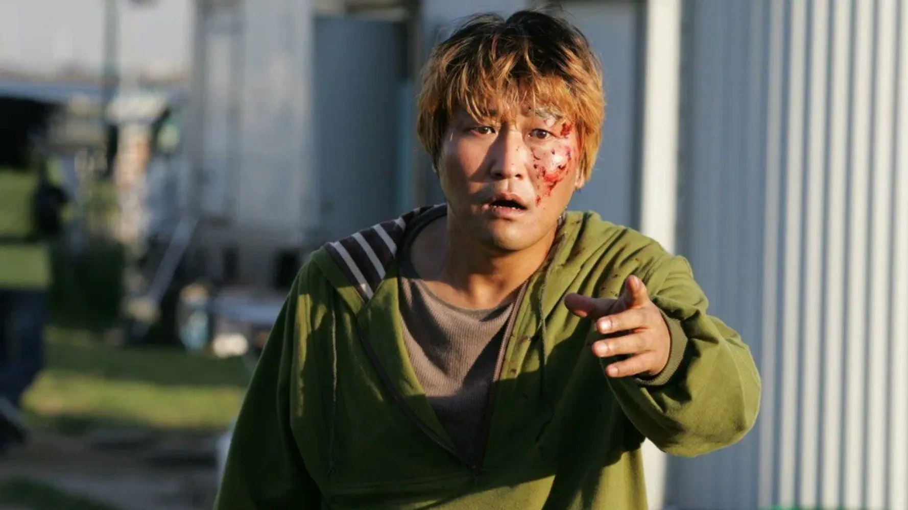김성일의 봉준호 감독님의 작품(#영화) [괴물]이, 오늘(27일)로 (개봉일 기준) 20주년이 되었다고 합니다. 이미지