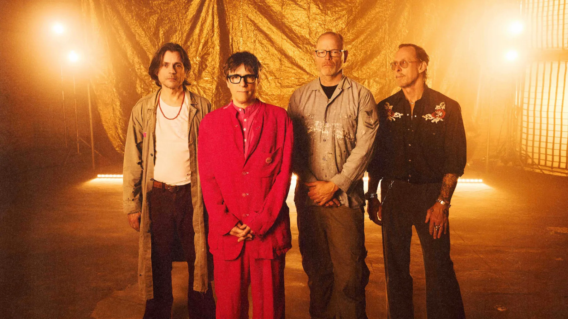 김성일의 #밴드 위저(Weezer)의 신작 [Weezer](Gold Album) 공개(* 08월 21일)를 앞두고, 최신 싱글 곡 'C.E.O.'와 뮤직비디오를 공개했습니다. 이미지