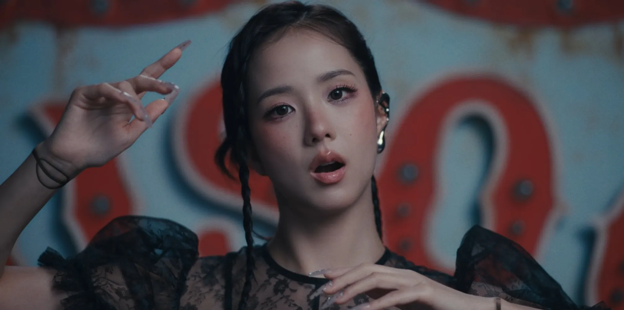 김성일의 블랙핑크(BLACKPINK)는 멤버 개개인이 이슈네요. 이미지