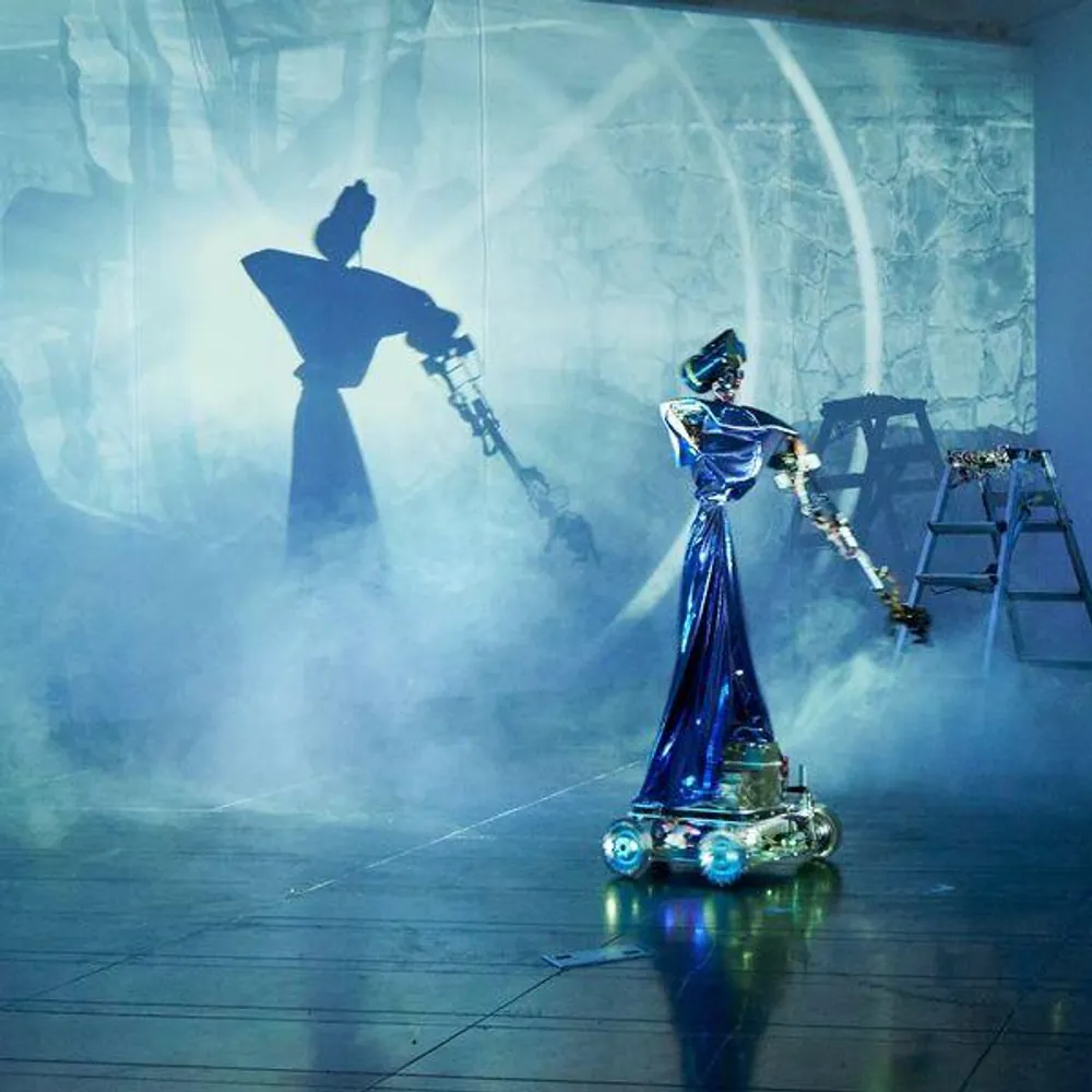 김성일의 한희정 님의 신작 #앨범 [우는 사이보그 선언문(Weeping Cyborg Manifesto)]이 유튜브 포크라노스 채널을 통해 전곡 공개되었습니다. 이번 앨범에는 총 10곡이 수록되었네요. 들어보세요. 이미지