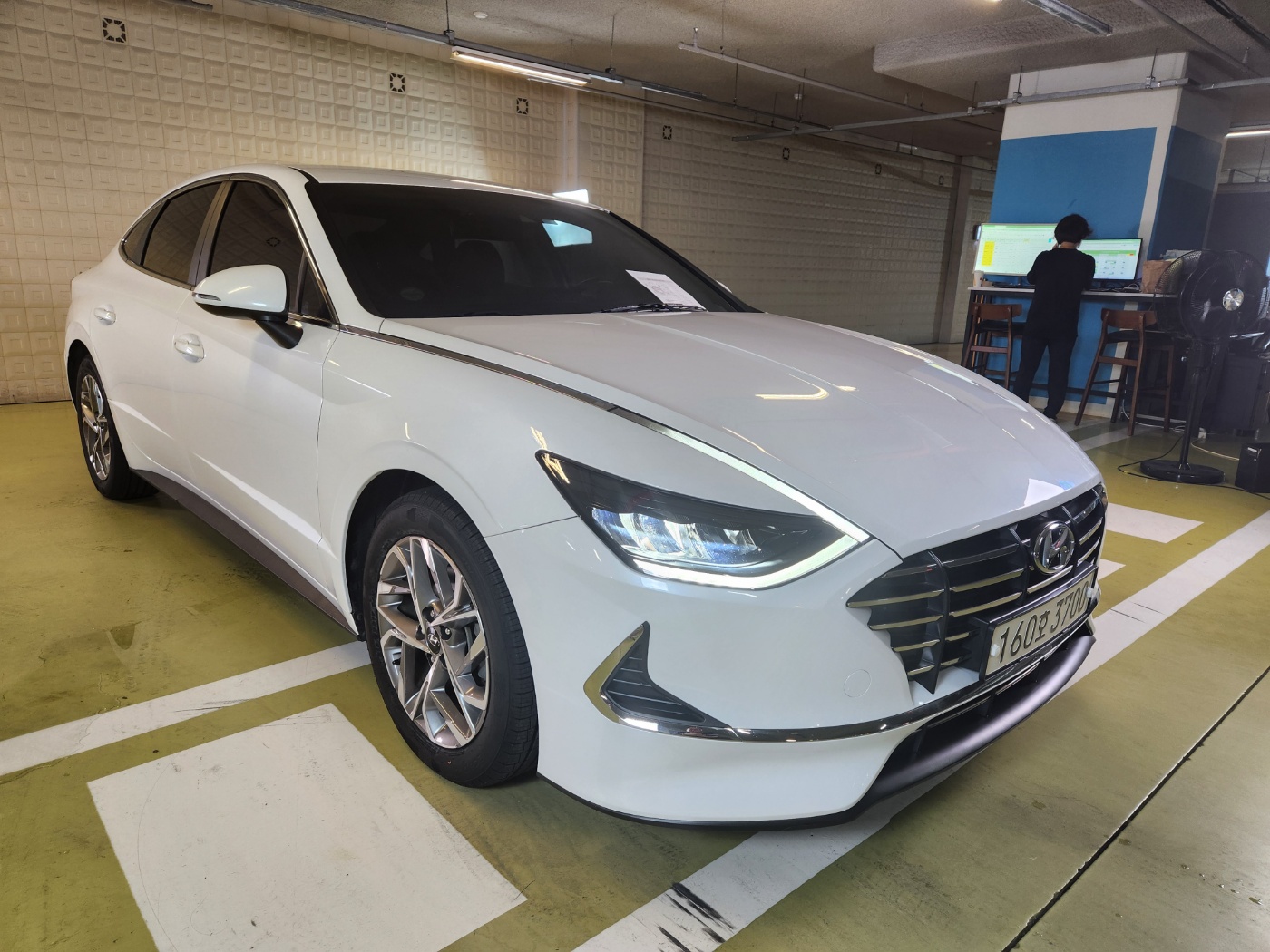 차량 이미지 2
