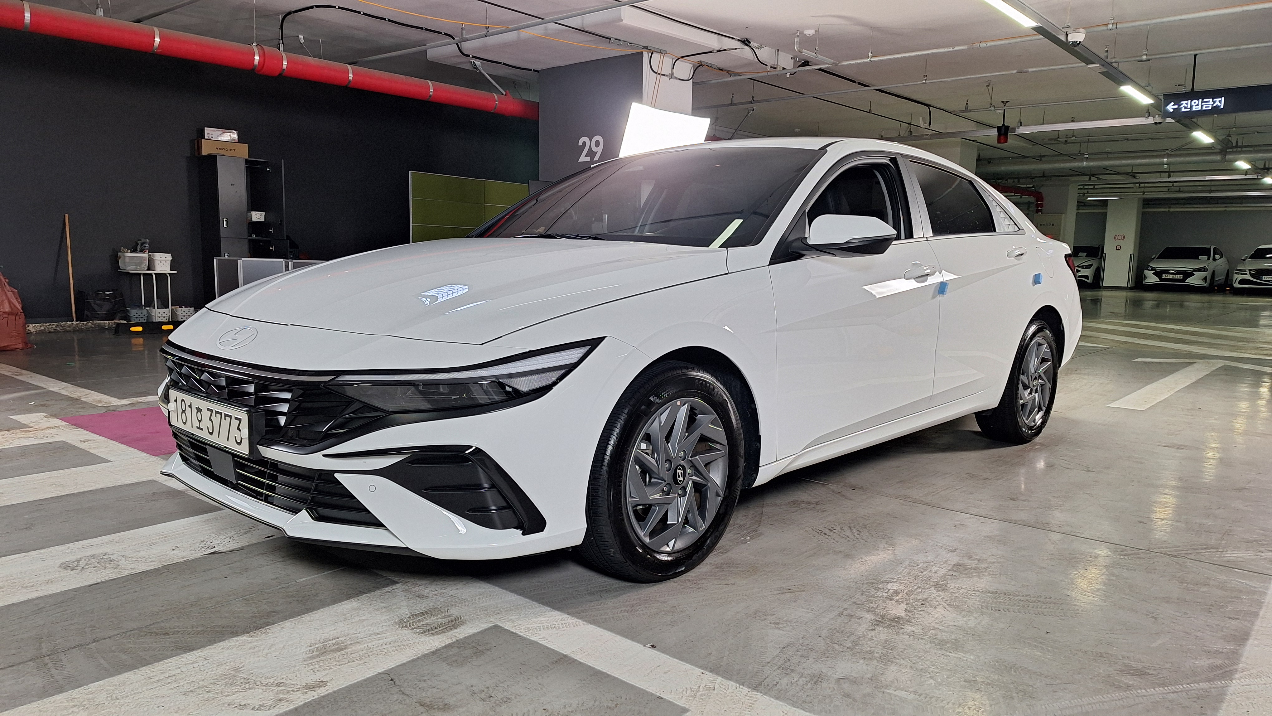 차량 이미지 4