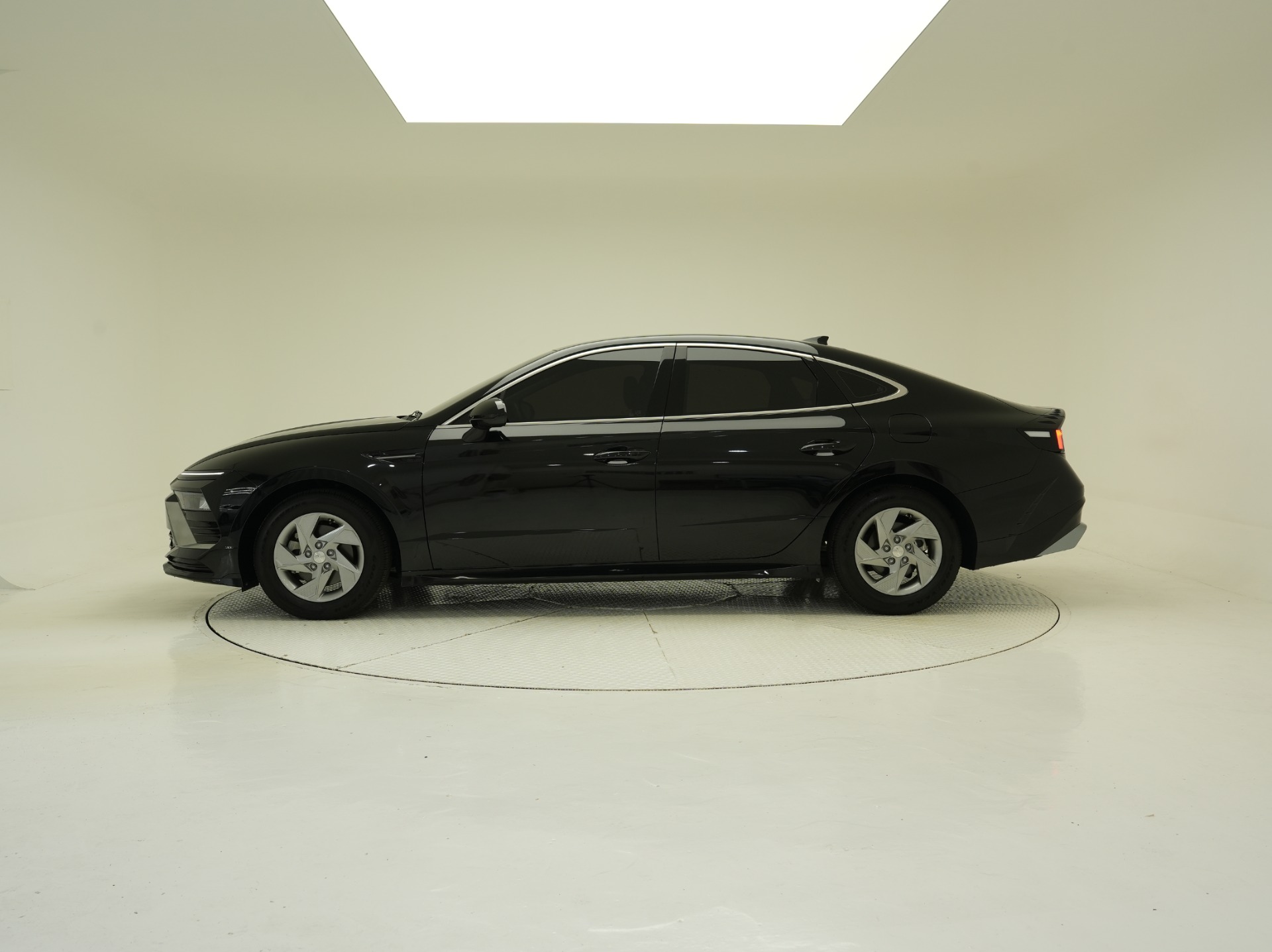 차량 이미지 4