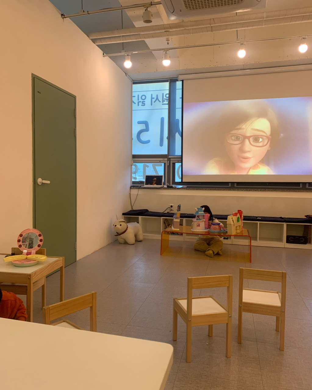 톡톡잉글리시학원