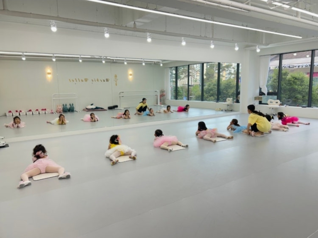 바비무용학원