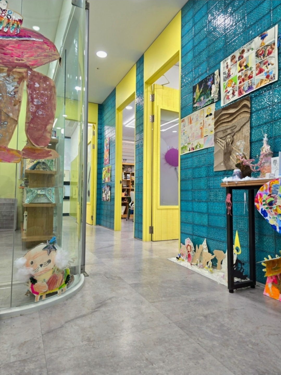 생각소리미술학원