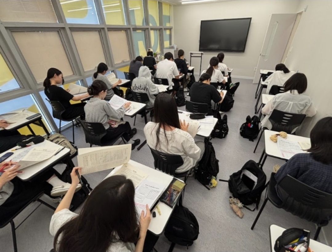 청라이재식국어학원
