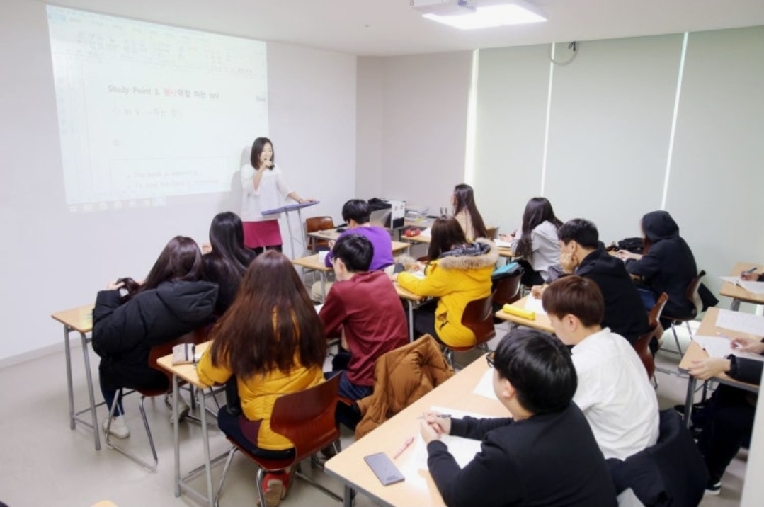 민병철어학원 강서점