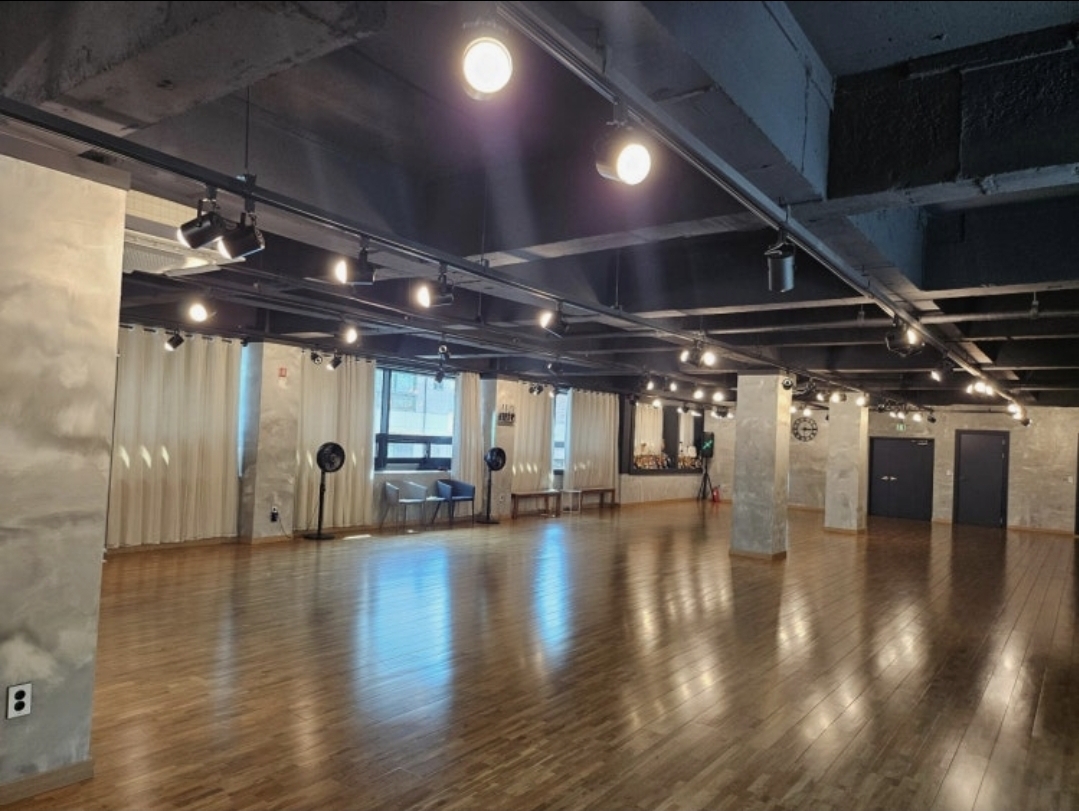 더블유 조원근댄스스포츠학원