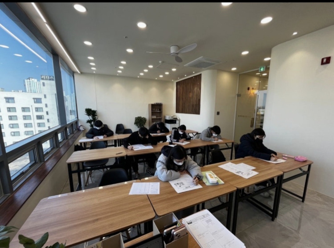 TNT영어학원