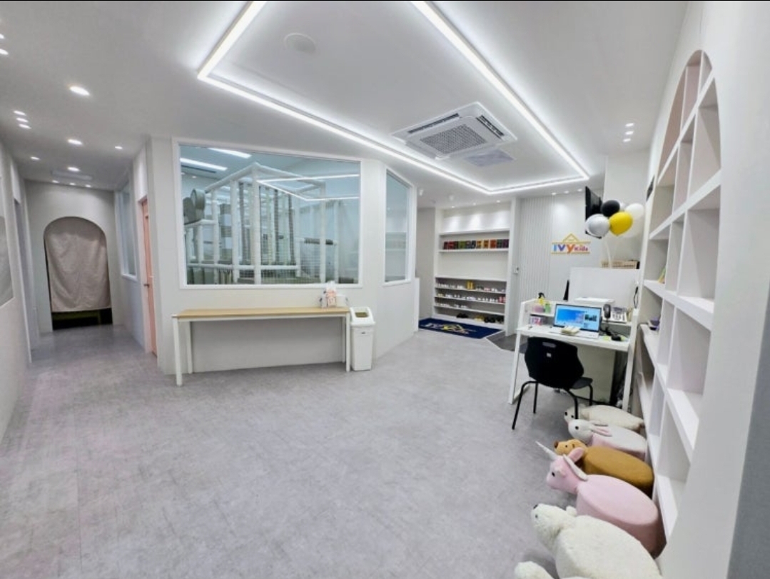 YBM ECC 김포