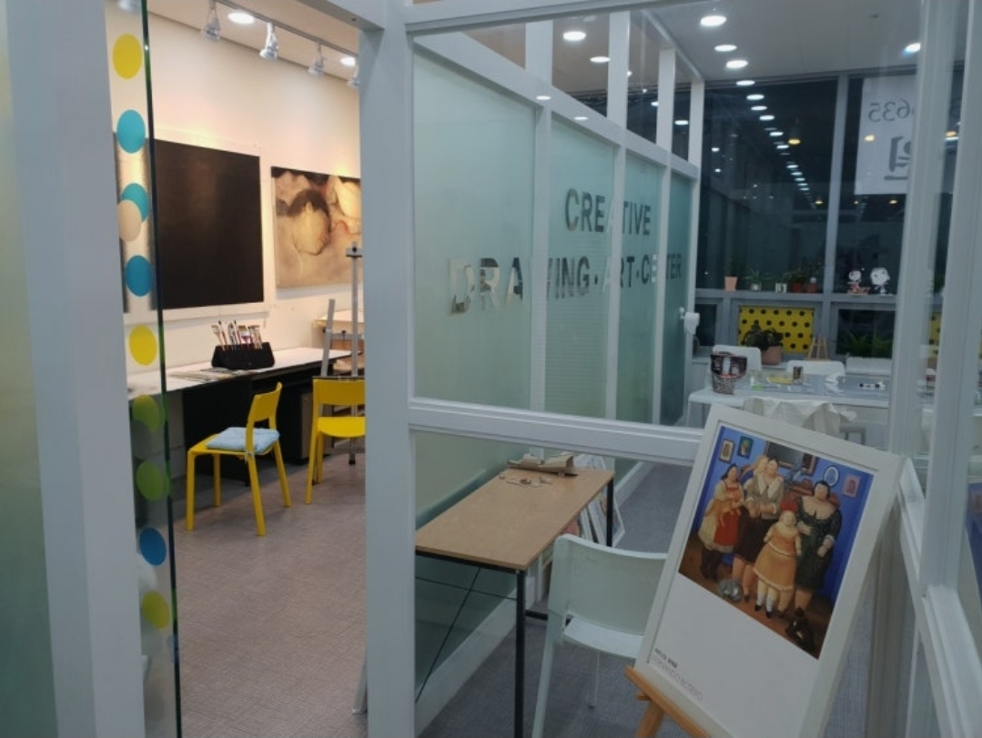 오미나미술학원