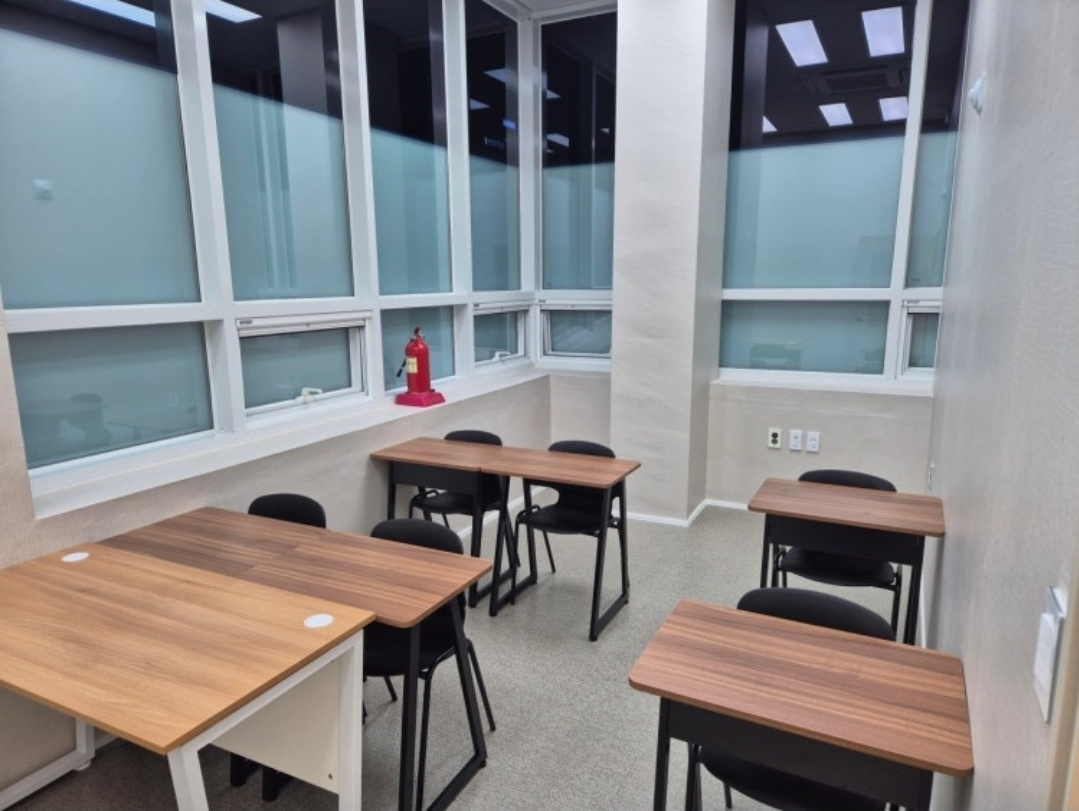 왓츠인클래스학원 용죽점