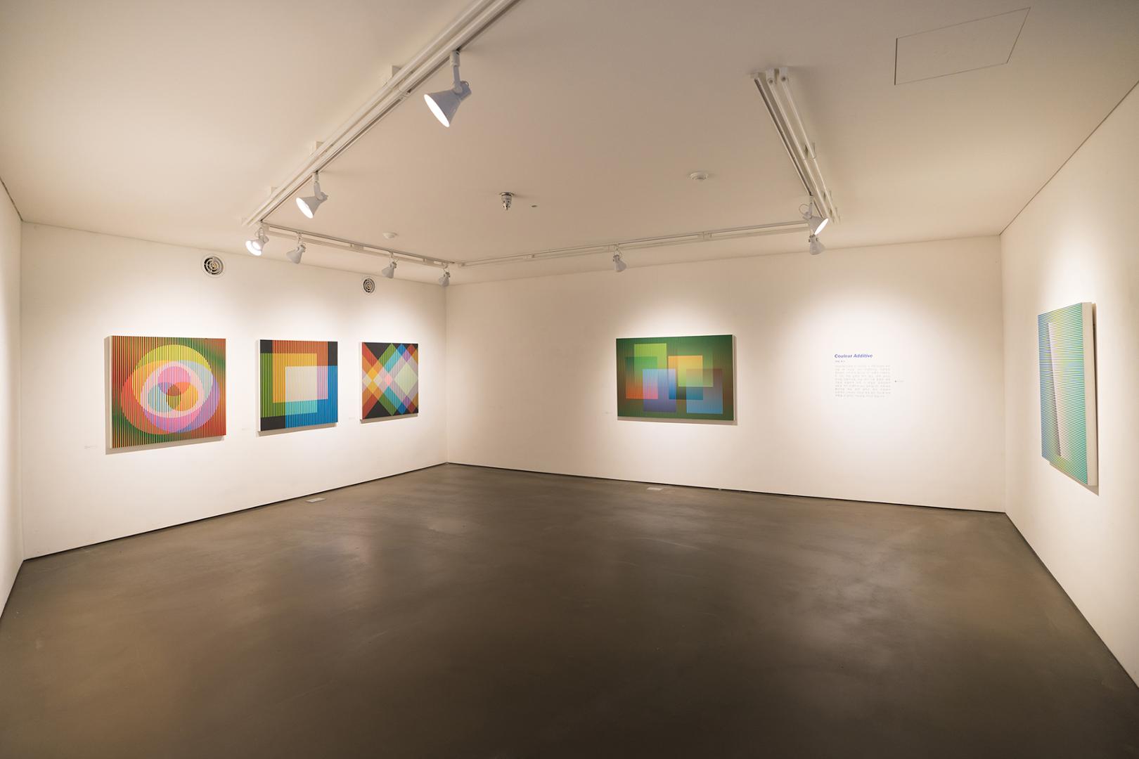 Carlos Cruz-diez: Color in space