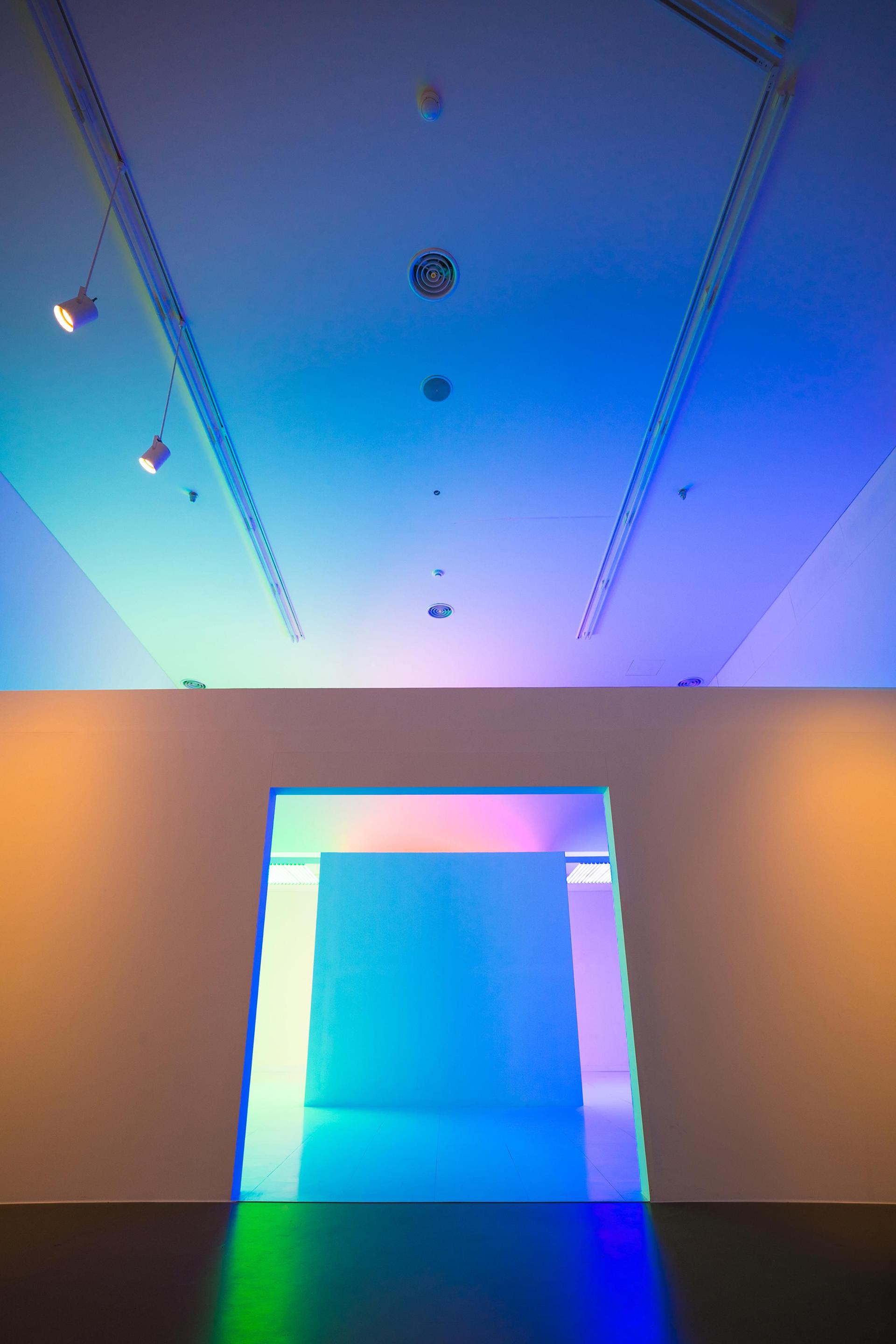 Carlos Cruz-diez: Color in space