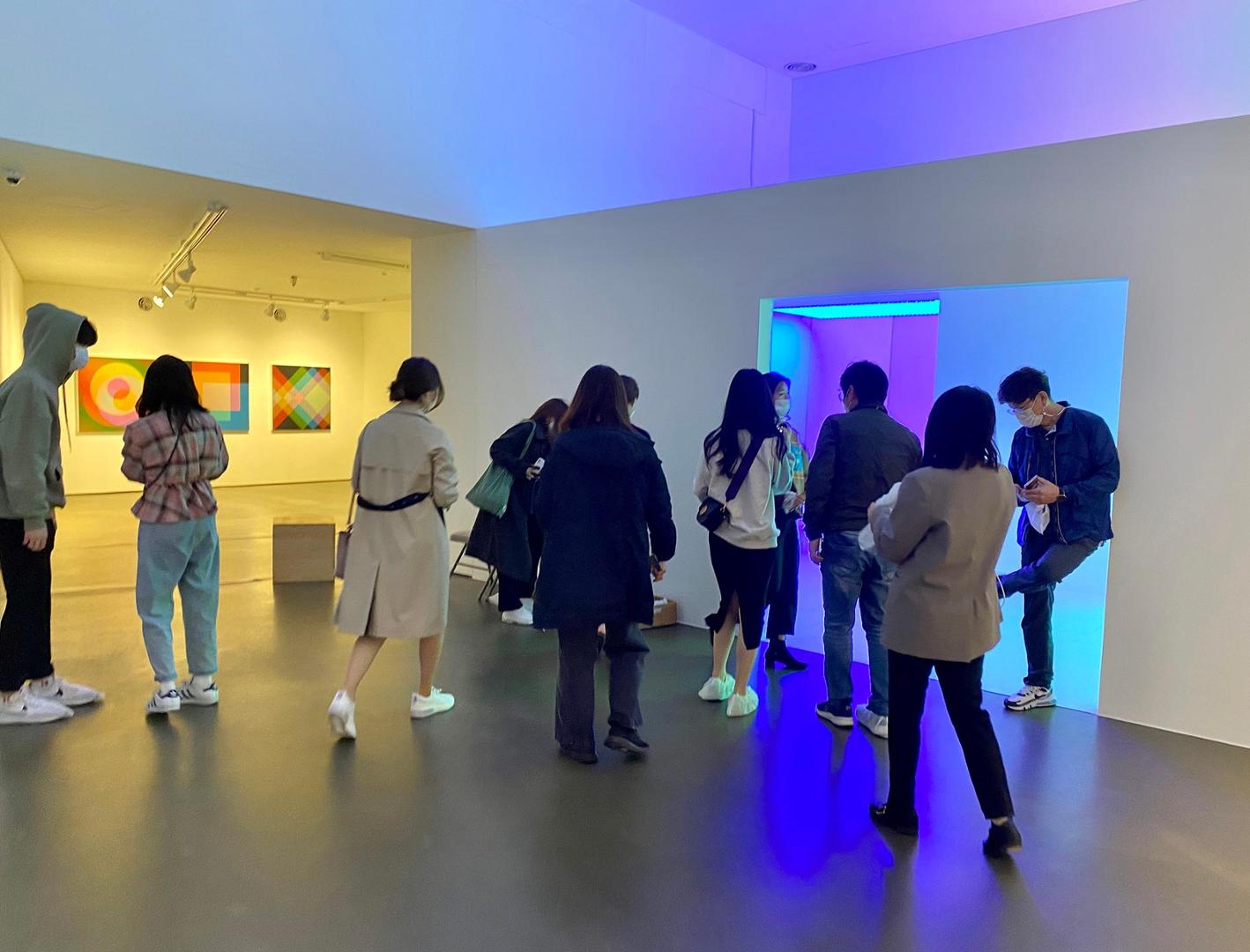 Carlos Cruz-diez: Color in space