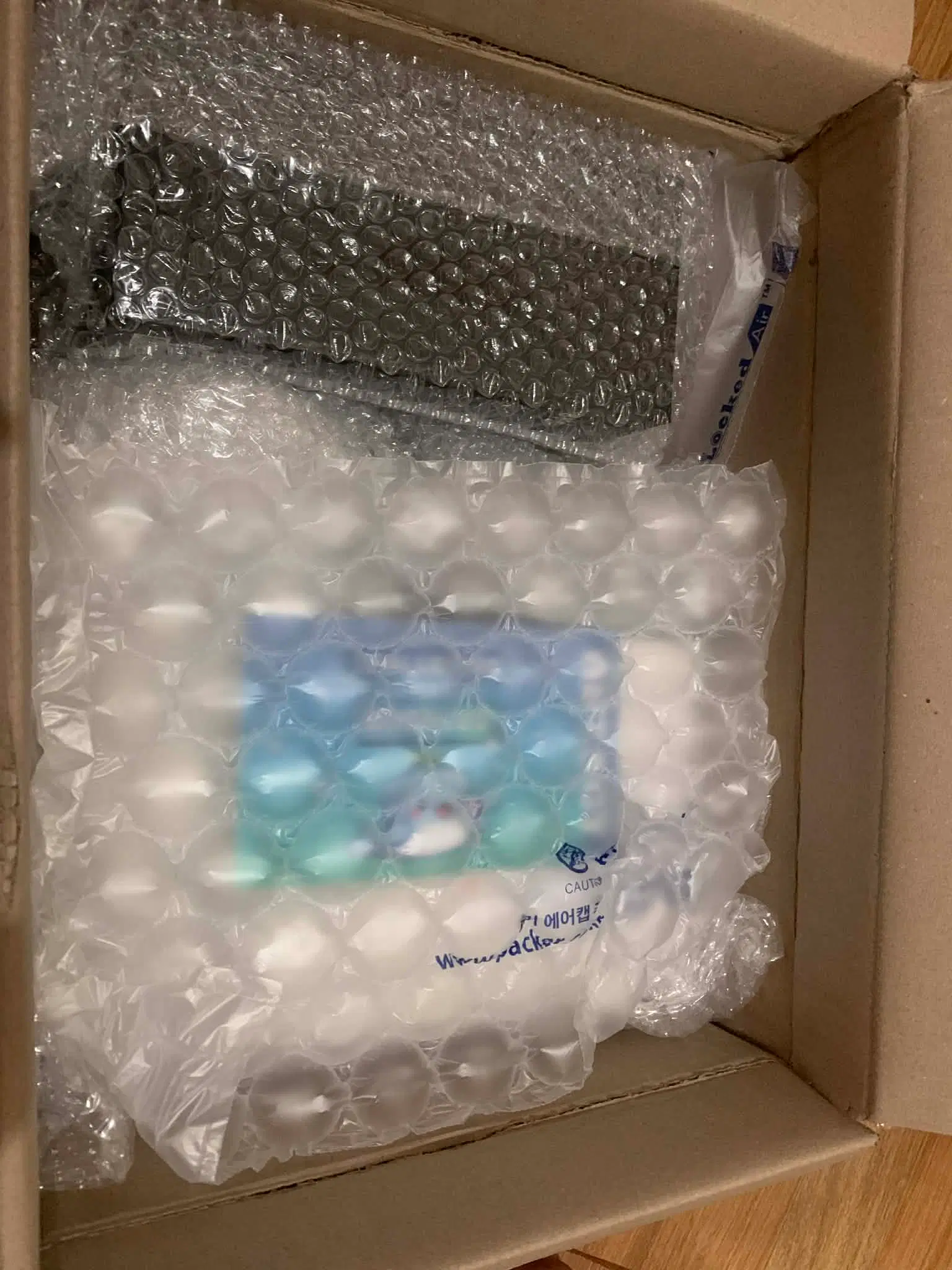BTS Arirang Album & Army Bomb ver.4 review image 2