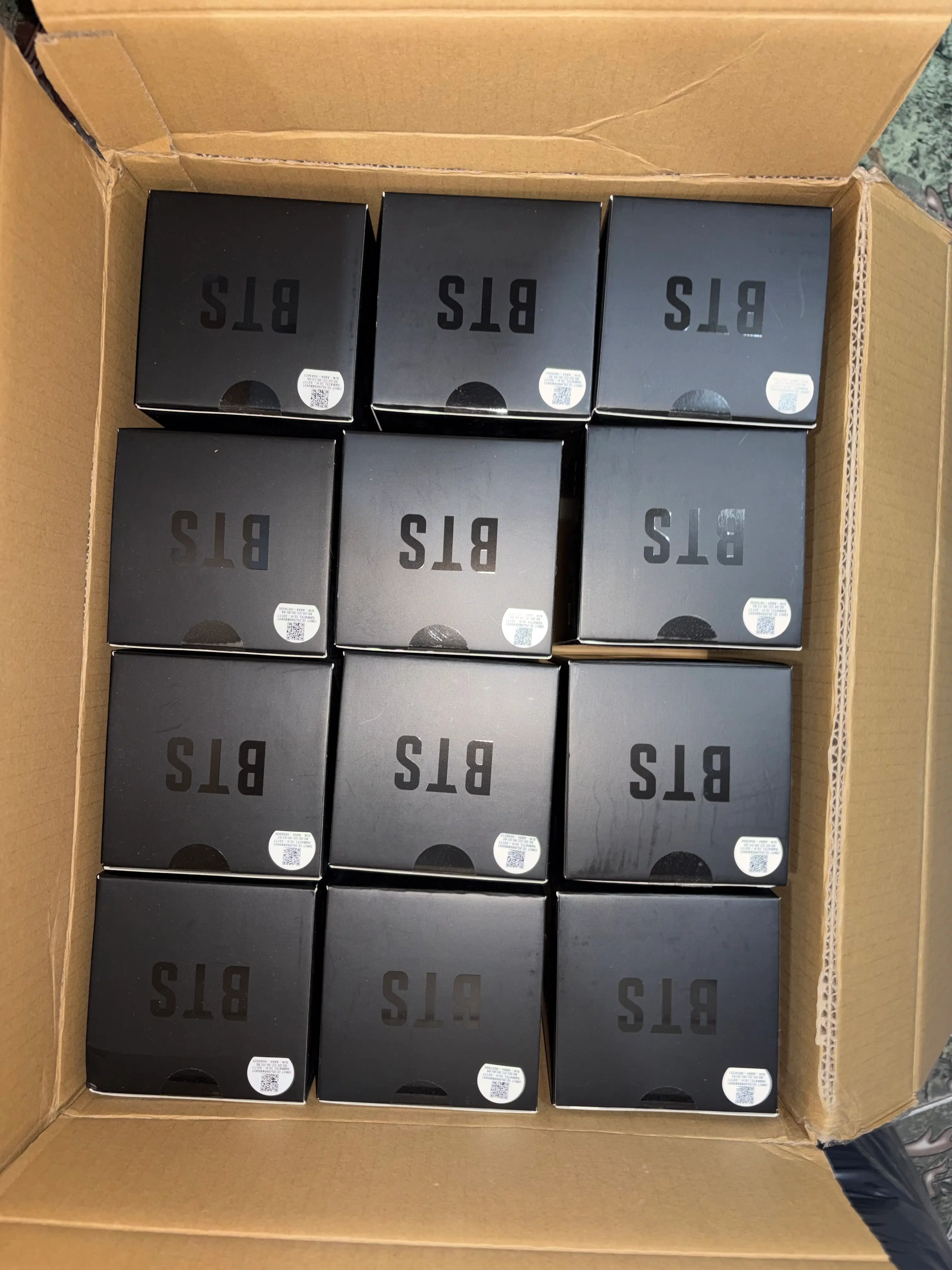 Una caja más  review image 2