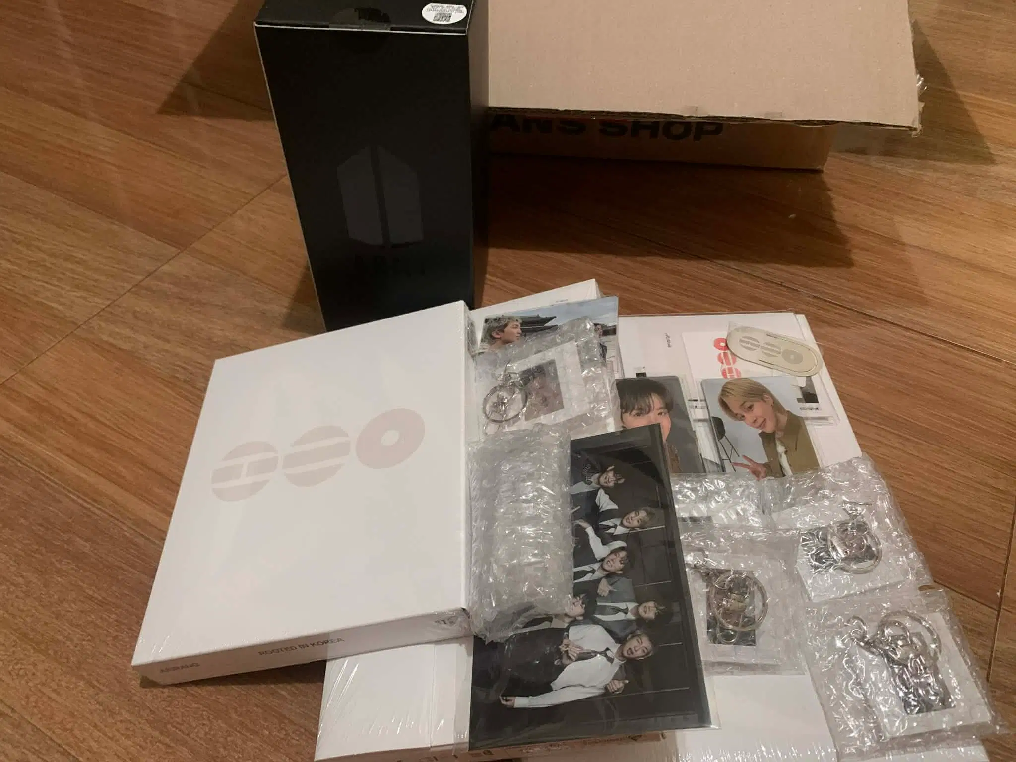 BTS Arirang Album & Army Bomb ver.4 review image 3