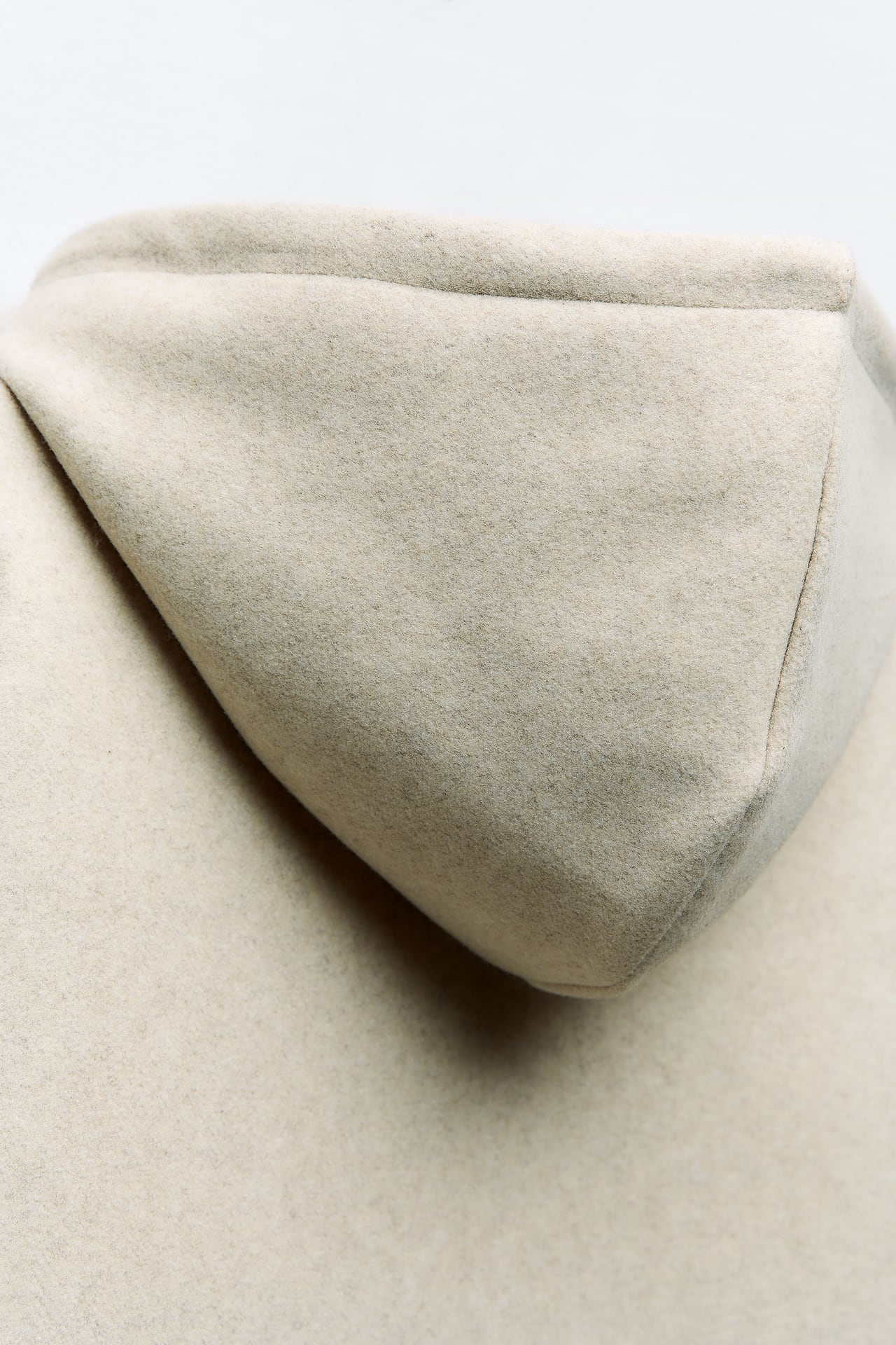 자라 소프트 네오프렌 이펙트 봄버 재킷 7901/927 LIGHT BEIGE