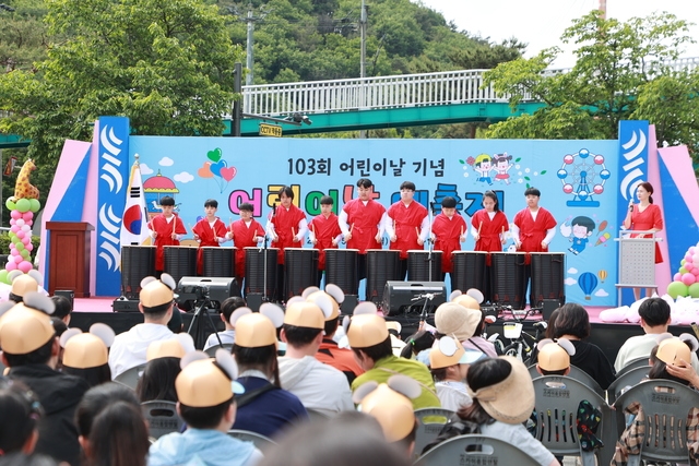 피우다 이미지