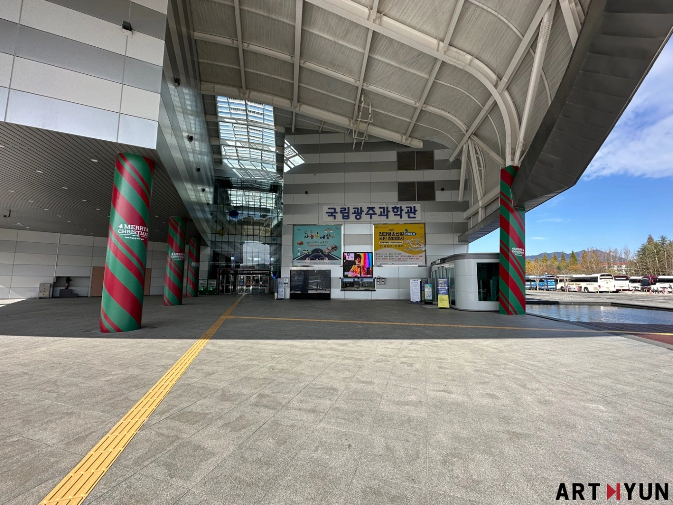 SE-a0472aa5-daa6-4a33-b3d9-945bdc858e44.jpg